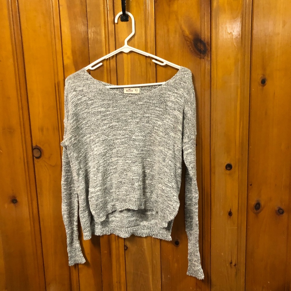Long sleeved sweater